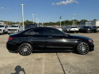 Clase C Mercedes-Benz 2019 C 300 Sedán 4p