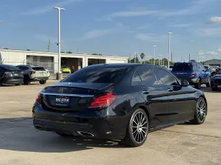 Clase C Mercedes-Benz 2019 C 300 Sedán 4p