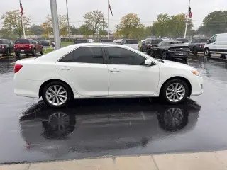 Toyota Camry 2013 XLE 4p Sedan