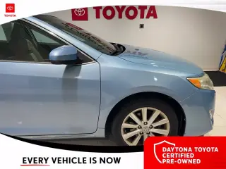 Toyota Camry 2013 XLE Sedán 4 puertas