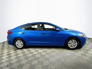 Hyundai ELANTRA 2017 SE Sedán 4 puertas 6M