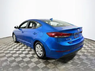 Hyundai ELANTRA 2017 SE Sedán 4 puertas 6M