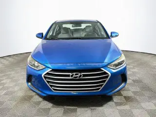Hyundai ELANTRA 2017 SE Sedán 4 puertas 6M