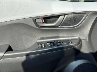 Hyundai KONA 2019 SE 4dr Crossover