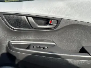 Hyundai KONA 2019 SE 4dr Crossover