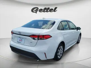 Toyota Corolla 2025 LE Sedán de 4 puertas