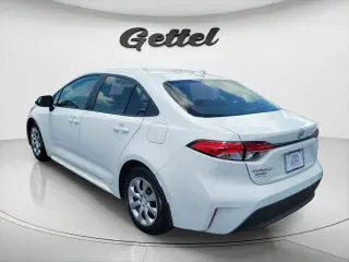 Toyota Corolla 2025 LE Sedán de 4 puertas