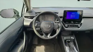 Toyota Corolla 2025 LE Sedán de 4 puertas