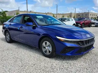 Hyundai ELANTRA 2025 SE 4p Sedán