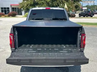 Ford F-150 2024 4x4 XLT 4dr SuperCrew 6.5 ft. SB en español