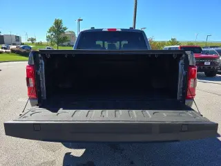 Ford F-150 2023 4x4 XLT 4dr SuperCrew 5.5 ft. SB