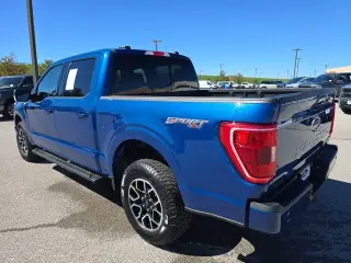 Ford F-150 2023 4x4 XLT 4 puertas SuperCrew 5.5 pies. SB
