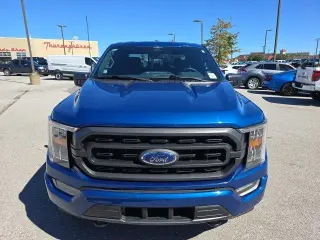 Ford F-150 2023 4x4 XLT 4 puertas SuperCrew 5.5 pies. SB
