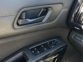 Nissan Pathfinder 2025 SV 4 SUV