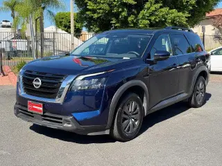 Nissan Pathfinder 2025 SV 4 SUV