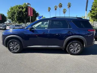 Nissan Pathfinder 2025 SV 4 SUV