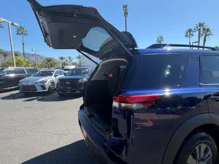 Nissan Pathfinder 2025 SV 4 SUV