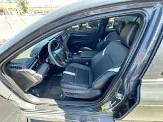 Toyota Camry 2025 SE 4dr Sedan