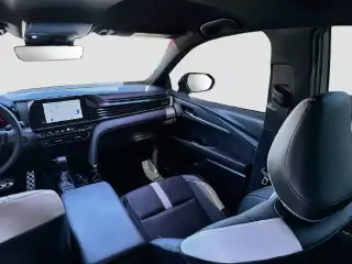 Toyota Camry 2025 SE 4dr Sedan