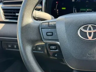 Toyota Camry 2025 SE 4dr Sedan
