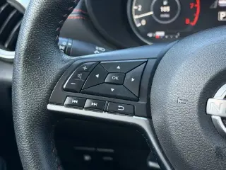 Nissan Versa 2024 SR Sedán 4 puertas