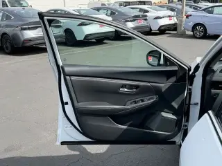 Nissan Sentra 2024 SV 4p Sedano