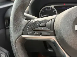 Nissan Sentra 2024 SV 4p Sedano