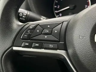 Nissan Sentra 2024 SV 4p Sedan
