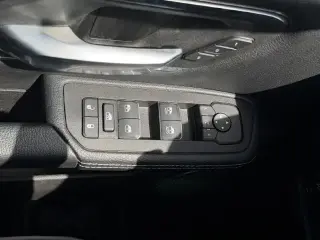 Ram 1500 2026 4x4 Laramie 4p Puerta de Tripulante 5.6 ft. SB Camioneta