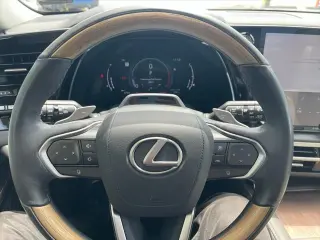 Lexus RX 350 2023 Lujo 4p SUV