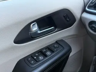 Chrysler Pacifica Plug-In Hybrid 2024 Road Tripper 4dr Mini-Van
