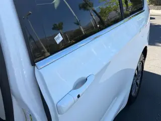 Chrysler Pacifica Plug-In Hybrid 2024 Road Tripper 4dr Mini-Van