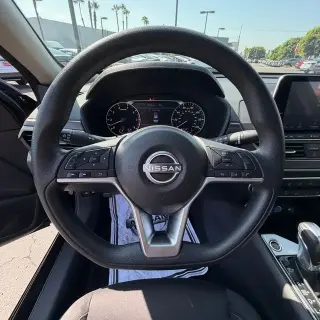 Nissan Altima 2024 2.5 SV 4dr Sedan