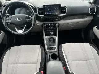 Hyundai VENUE 2025 SEL 4dr Crossover