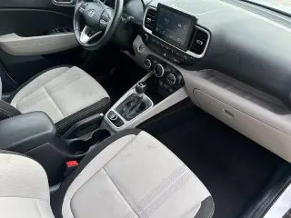 Hyundai VENUE 2025 SEL 4dr Crossover