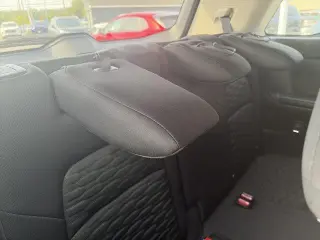 Nissan Pathfinder 2022 AWD SV 4dr SUV