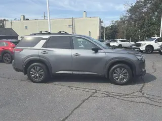 Nissan Pathfinder 2022 AWD SV 4dr SUV