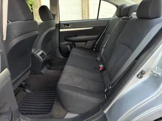 Subaru Legacy 2013