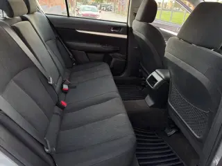 Subaru Legacy 2013