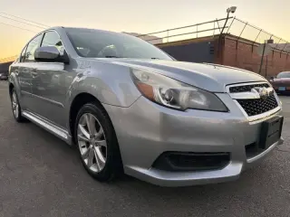 Subaru Legacy 2013