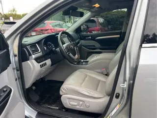 Toyota Highlander Hybrid 2019