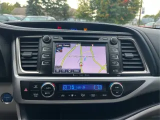 Toyota Highlander Hybrid 2019