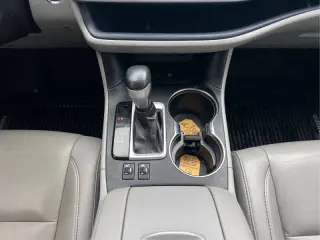 Toyota Highlander Hybrid 2019