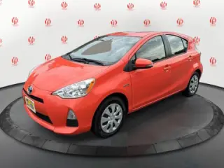 Toyota Prius c 2014