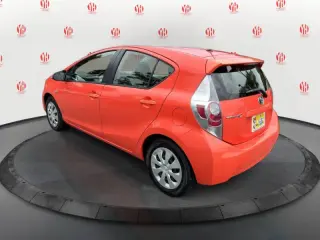 Toyota Prius c 2014