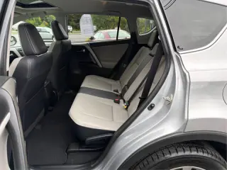 Toyota RAV4 2016