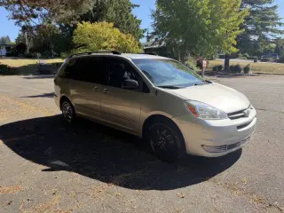 Toyota Sienna 2005