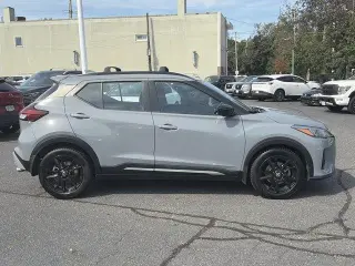 Nissan Kicks 2021 SR 4dr Crossover
