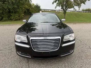 2013 Chrysler 300