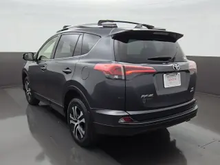 Toyota RAV4 2018 AWD LE 4p SUV